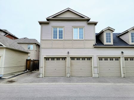 For Lease - 2740 Donald Cousens Parkway Unit# Coach, Markham, Ontario - Photo 5