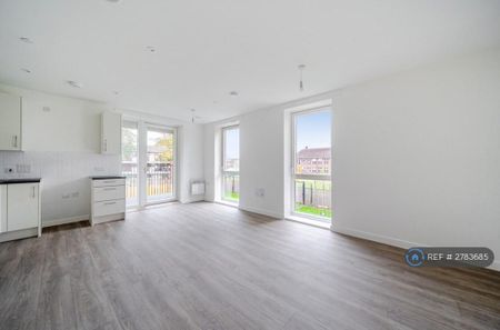 1 bedroom flat to rent - Photo 2