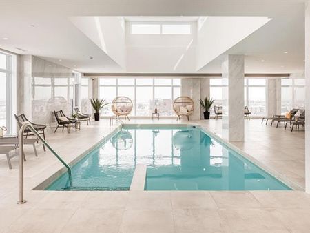 285 Boul. Hymus - Photo 3