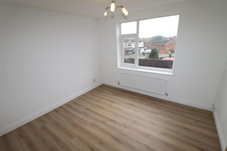 3 bedroom detached house to rent - Photo 5