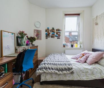 6 bedroom terraced house to rent - Photo 5