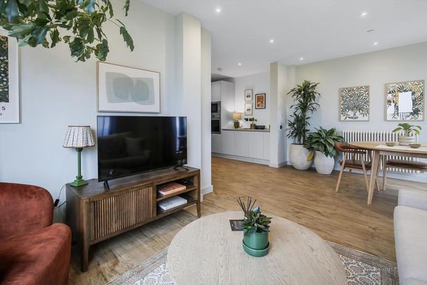 2 bedroom flat to rent - Photo 1