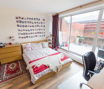 4 bedroom flat to rent - Photo 5
