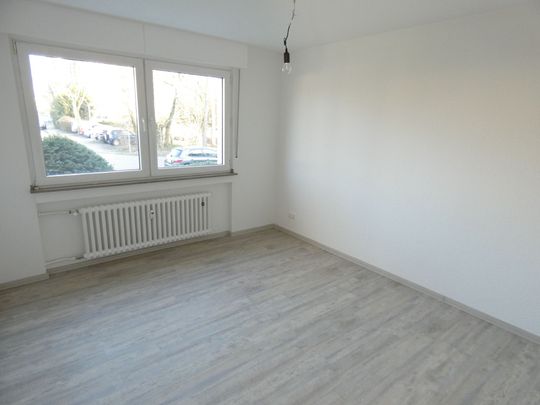 Wunderbare 2-Zimmer-Wohnung mit Balkon – wird demnächst komplett modernisiert - Photo 1