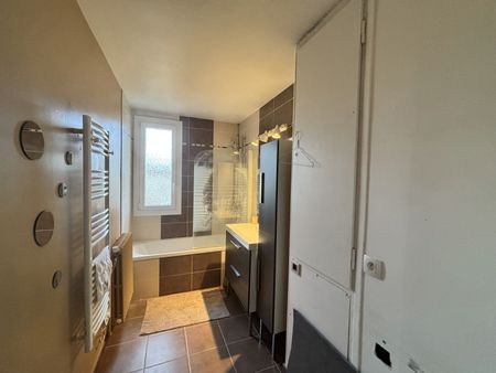 CAEN SECTEUR HAIE VIGNE APPARTEMENT A LOUER T4 80m² DISPONIBLE 01/12/2025 - Photo 5