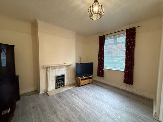 2 bedroom house to rent Station Road, Haydock, St. Helens, Merseyside, WA11 - Photo 1