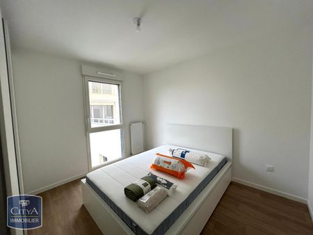 Location Appartement 2 pièces 39m² AUBERVILLIERS 93300 - Photo 4