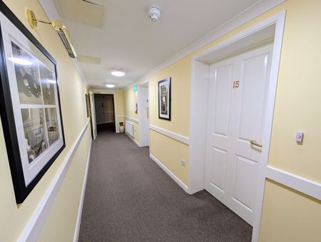 Radbrook House, Stanhill Road, Shrewsbury, SY3 6AL - Photo 5