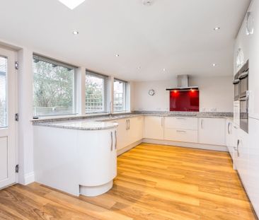 5 bedroom detached house to rent - Photo 5