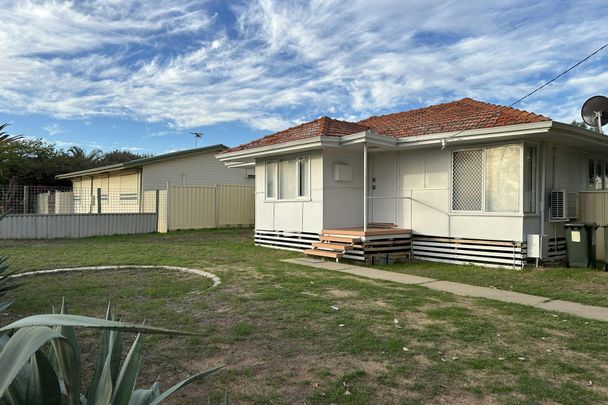 8 Oleander Crescent - Photo 1