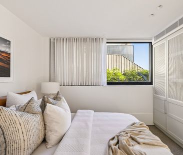 201 / 20 Premier Street - Photo 5