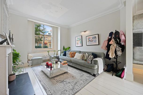 4 bedroom terraced house to rent - Photo 1