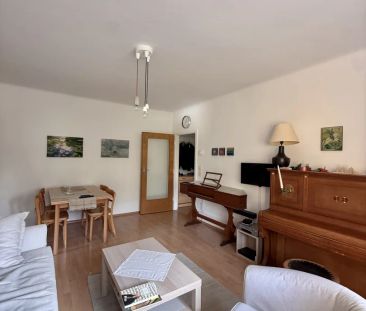 WUNDERSCHÖNE 2-ZIMMER WOHNUNG MIT GRÜNBLICK IN ABSOLUTER RUHELAGE Z... - Foto 2