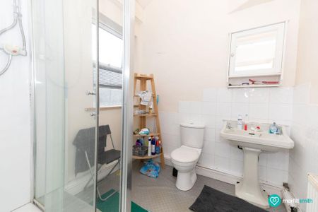 4 bedroom terraced house to rent - Photo 2