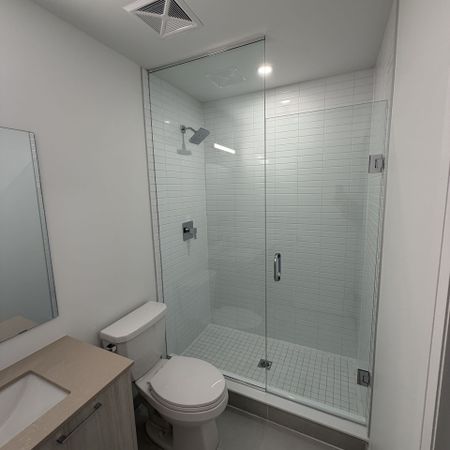 For Lease - 3250 Carding Mill Trail Unit# 415, Oakville, Ontario - Photo 4