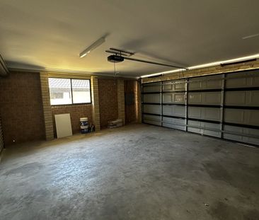 Freshly Updated Large Family Home - Photo 1