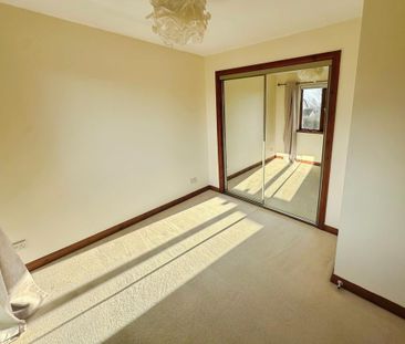 4 bedroom detached house to rent - Photo 4