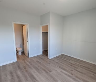 For Lease - 1350 Hemlock Road Unit# 112, Manor Park - Cardinal Glen... - Photo 5