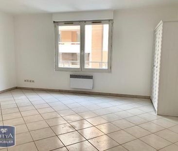 Location Appartement 1 pièce 29m² LYON 7ème - Photo 1