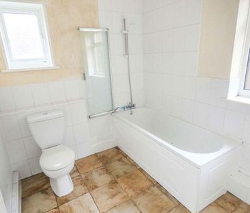 2 bed terraced house to rent in DH4 - Photo 4