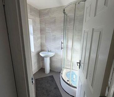 4 Bed End Terrace, The Leverretts, B21 - Photo 4