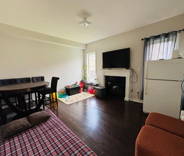 For Lease - 92 Meltwater Crescent, Brampton, Ontario - Photo 3