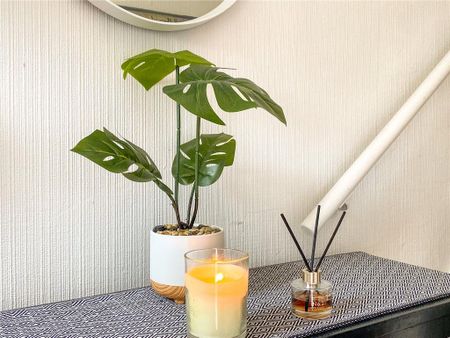 4 bedroom semi-detached house to rent - Photo 2