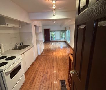 For Lease - 2005 Highway 7 N/A Unit# 3, Vaughan, Ontario - Photo 3