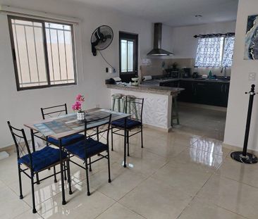Casa en Renta Las Américas III ,en Avenida Principal - Photo 1
