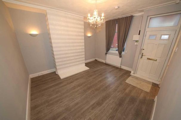 2 Bed Terraced House, East Park Place, LS9 - Photo 1
