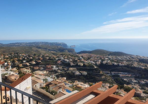 2 bedroom sea view apartment for rent in Cumbre del Sol