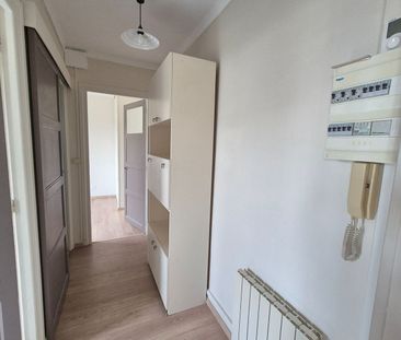 A LOUER Appartement F2 50000 Saint-L� CENTRE VILLE 1 chambre 31.69 m� - Photo 5