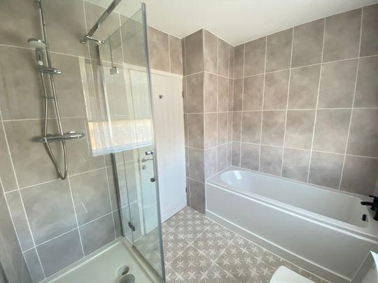 Westcross Lane, West Cross, Swansea, SA3 - Photo 1