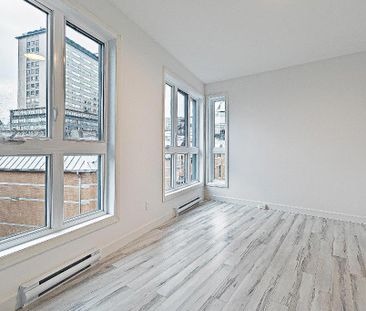 LOFT - Vieux-Port de Québec. RABAIS LOCATION : 800$/MOIS VALIDE JUS... - Photo 3