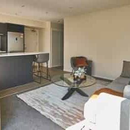 Stunning 2-bedroom apartment! - Photo 1