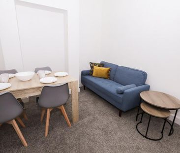 4 bedroom terraced house to rent - Photo 3