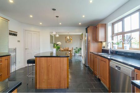 7, Kings Chase, LISBURN, BT27 5ST - Photo 3