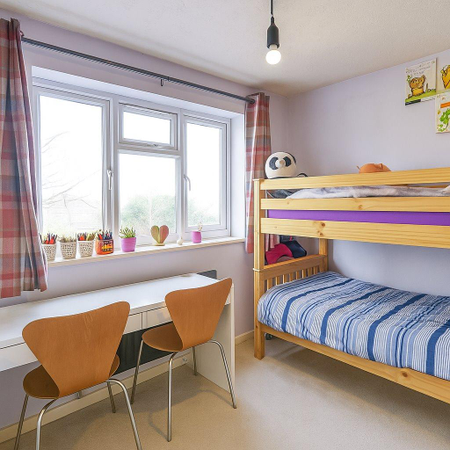 2 bedroom semi-detached house to rent - Photo 2