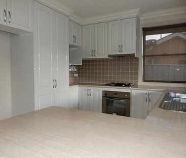 23 Montclair Avenue, West Wodonga - Photo 6