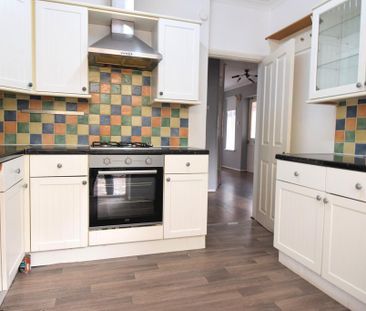 2 bedroom detached bungalow to rent - Photo 1