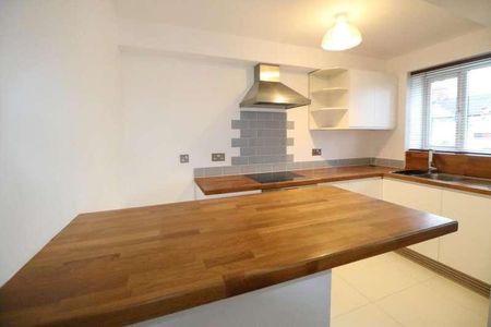 Milestone Close, Edmonton, N9 - Photo 5