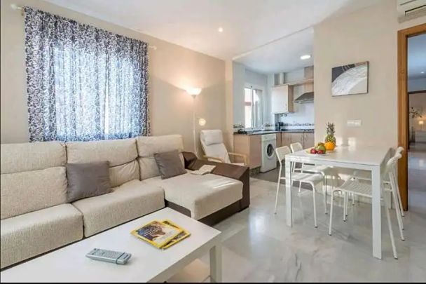 Apartamento de alquiler en Calle Mercurio, 18, Conil - Photo 1