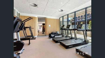4410/560 Lonsdale Street - Photo 3