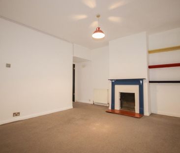 5 bedroom terraced house to rent - Photo 4