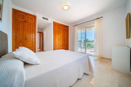 3 bedroom luxury Villa for rent in Marbella Del Este, Andalusia - Photo 5