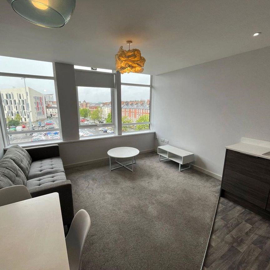 2 bedroom apartment to rent - Photo 1