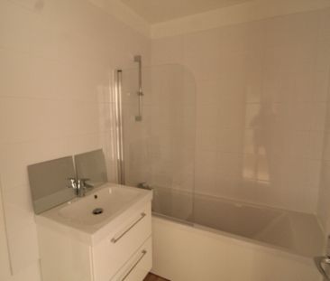 Location Appartement 2 pièces 52m² - Photo 6