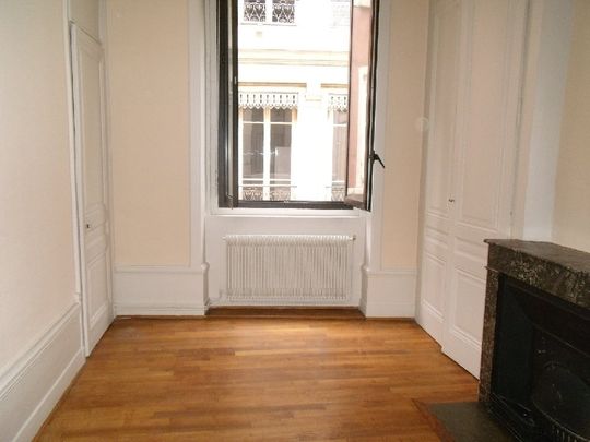 Appartement T3 A Louer - Lyon 2eme Arrondissement - 64.42 M2 - Photo 1