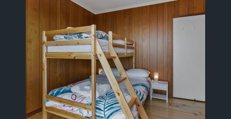 Skenes Surf Shack - Photo 2