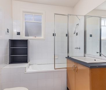 12A Alexander Street, Collingwood VIC 3066 - Photo 2